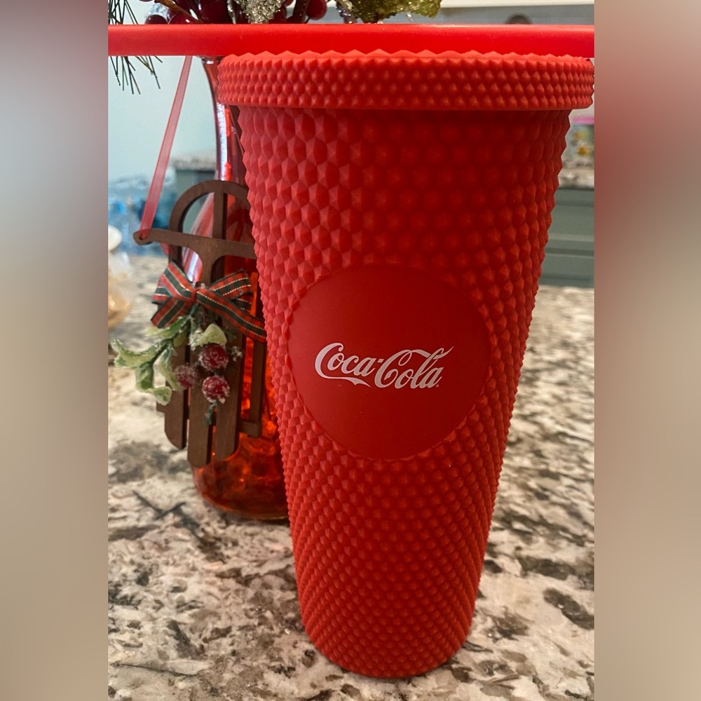 🥤Coca-Cola Red Textured Tumbler Cup with Straw- ICONIC BRAND - NEW